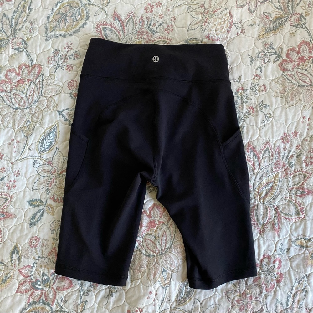 lululemon 10” black leggings